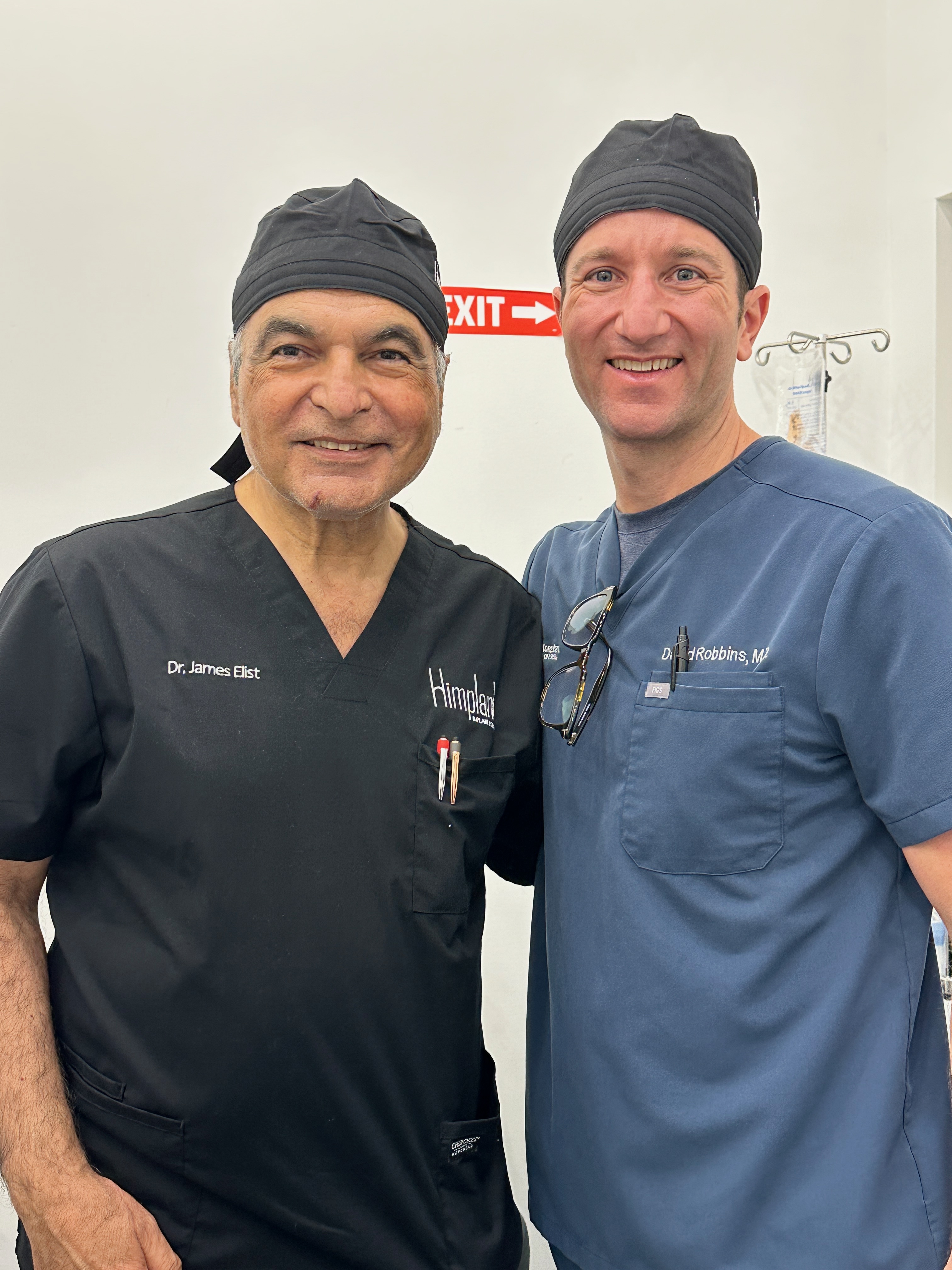 David Robbins医生与James Elist医生，Himplant的发明者